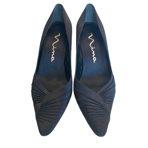 Nina Black Ruched Satin Pointed Toe Formal Pumps in size 8.5. - Picture 2 of 5